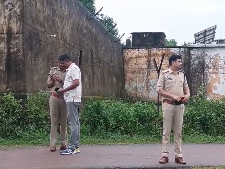 कोरबा जेल से फरार बंदियों की तलाश में जुटी पुलिस।