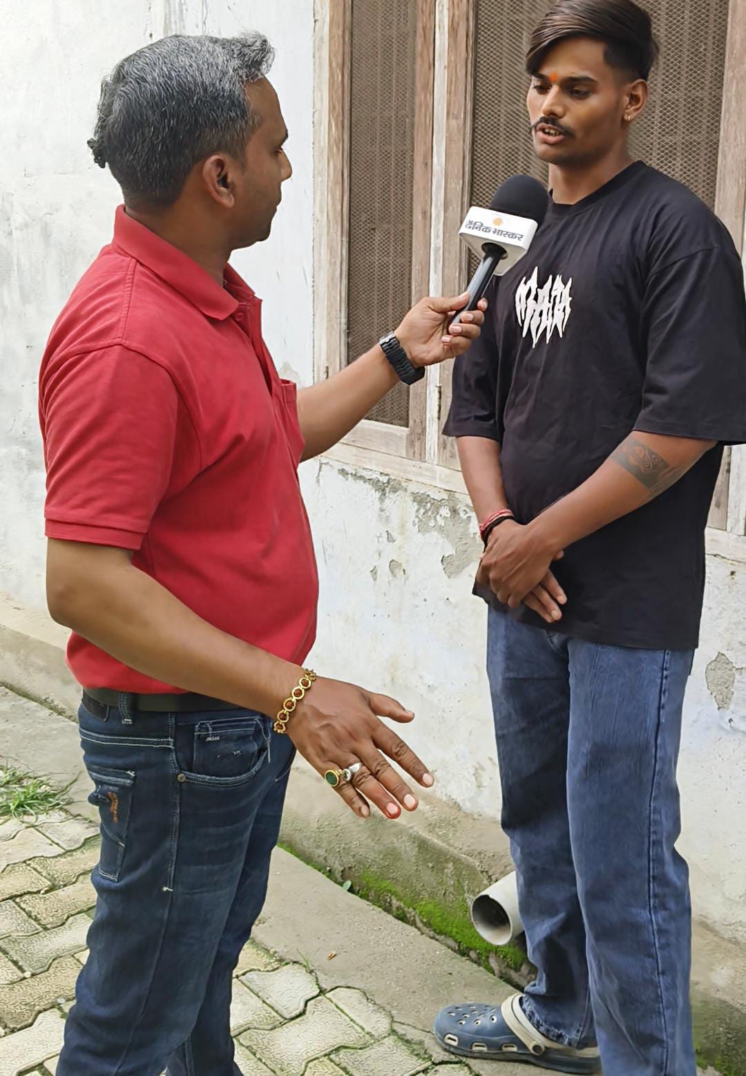 हम लोग रात रात भर जाग रहे है- अरुण सैनी