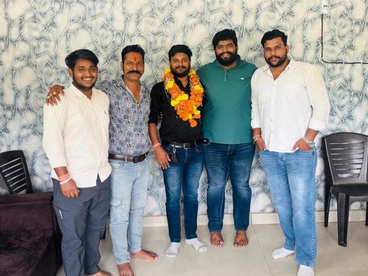 राठौड़ ने जिले में समाज को नई दिशा प्रदान करने का संकल्प लिया।