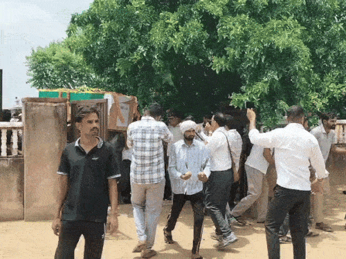 घर पहुंचा शहीद का शव,