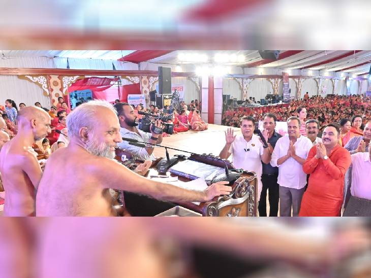 जैन संत 108 मुनि श्री प्रमाणसागर जी महाराज के ससंघ सान्निध्य में संपन्न हुआ।