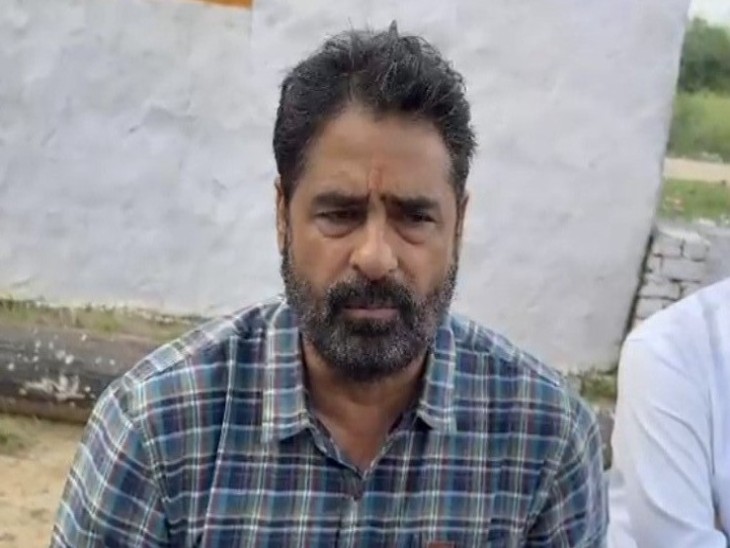 उप जिला प्रमुख ताराचंद धायल ने पानी निकासी की समस्या का समाधान नहीं होने पर आंदोलन की चेतावनी दी है।