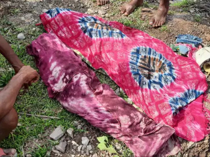 पत्थर खदान के गड्ढे में डूबने से दोनों की मौत हो गई, SDRF ने दोनों शवों को बरामद कर लिया है।