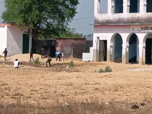 Video Of Students Being Made To Cut Wood In A Government School Goes Viral