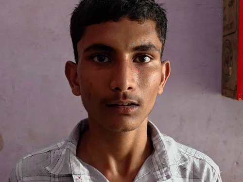 दिलीप ने बताया- मां के खाते में इतनी बड़ी रकम देखकर मैं घबरा गया।