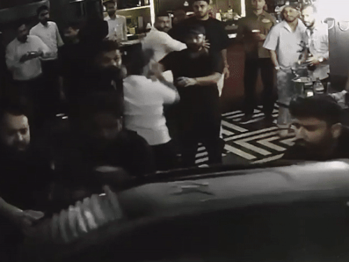The bouncers present in the club tried to free the youth.