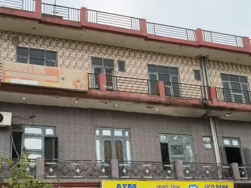 नालागढ़ का वह होटल जिसमें देह व्यापार चल रहा था।