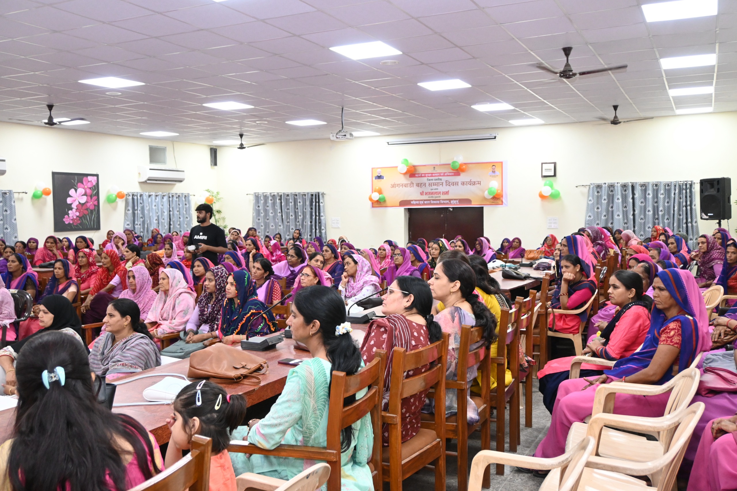501 रुपए, छाता और सम्मान, 3240 बहनों को मिला उपहार, मुख्यमंत्री ने किया वर्चुअल संवाद