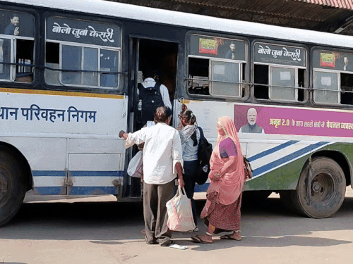 रोडवेज बसों में सफर करना अब हुआ महंगा।