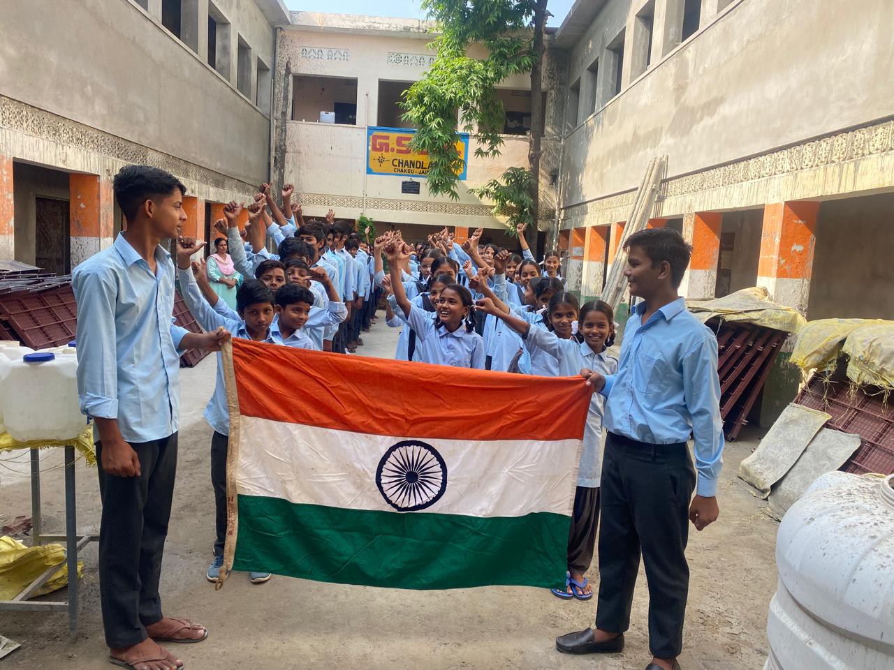 तिरंगा रैली, मेला और संगोष्ठियों का आयोजन भी किया जा रहा है।
