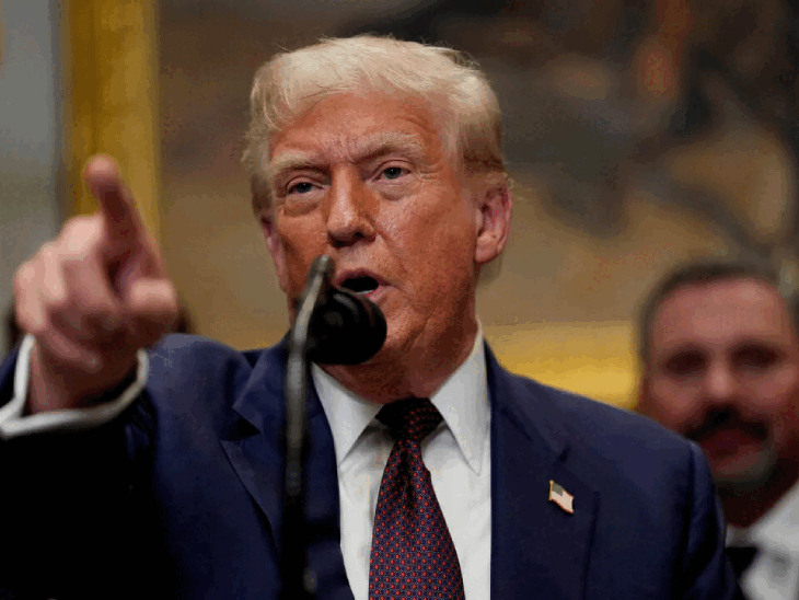 On July 30, Donald Trump announced a 25% tariff on India. It is being implemented from today. Additional 25% tariff will be taken from August 27. - Dainik Bhaskar