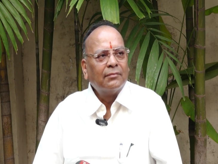 अजय चंद्राकर ।