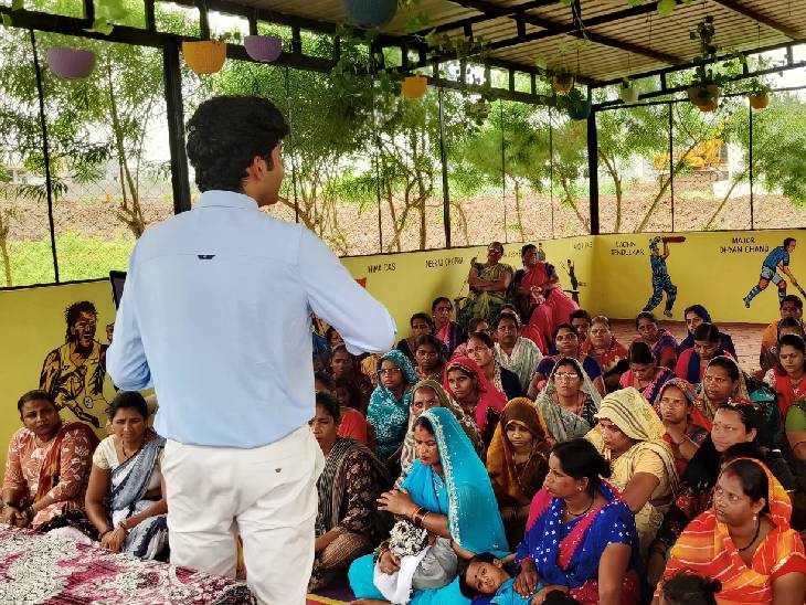 प्रशिक्षण में संवाद, जीवन से जुड़े उदाहरणों को शामिल कर विषय को और प्रभावी बनाया गया।
