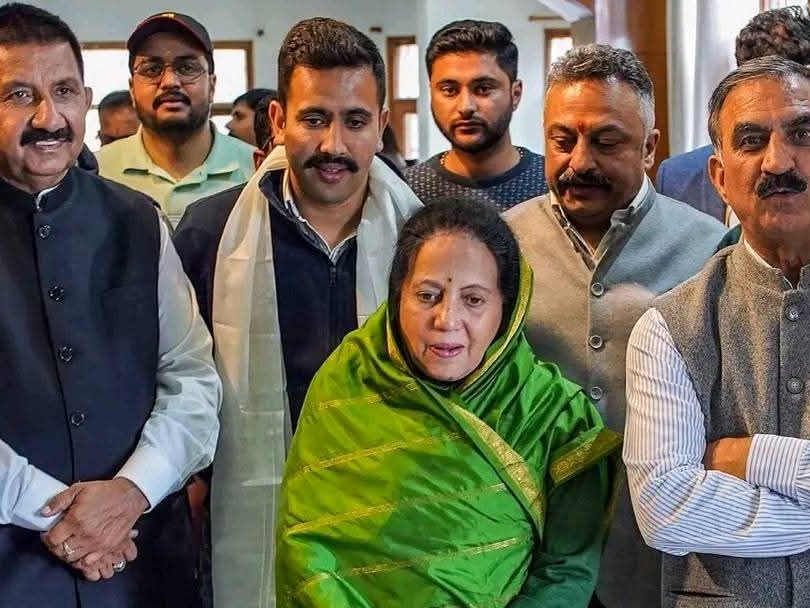 हिमाचल सीएम समेत प्रदेश कांग्रेस के दिग्गज नेता।