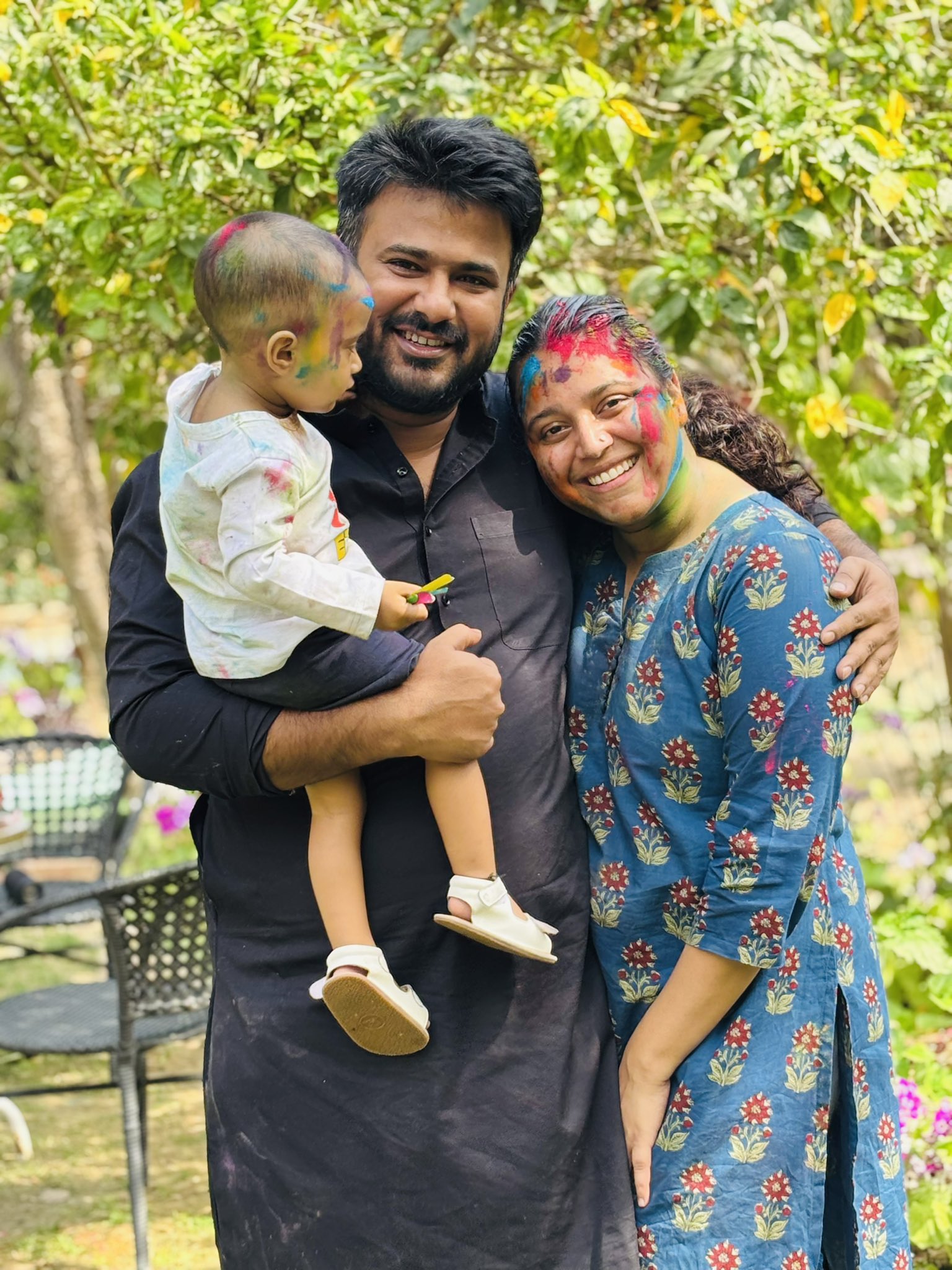 फहाद आणि स्वरा यांची पहिली भेट एका निषेधादरम्यान झाली.