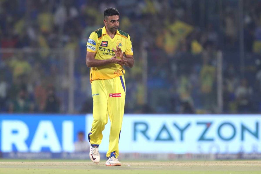 अश्विन ने अपने IPL करियर की शुरुआत CSK से ही की थी।