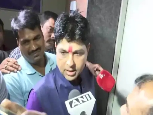 ED की रिपोर्ट के आधार पर EOW ने धारा 120 बी 420 के तहत केस दर्ज किया