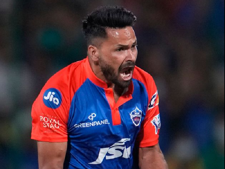Mukesh Kumar expressed happiness after taking wickets during a match.