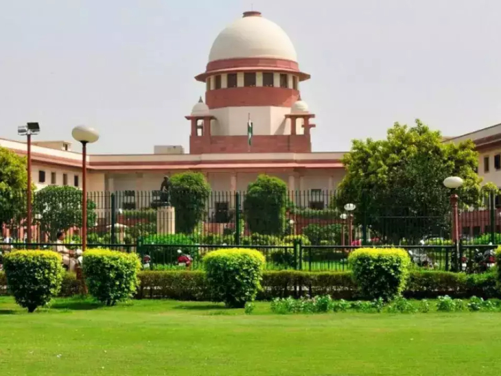 न्यायाधीशांच्या खटल्यावर आज सर्वोच्च न्यायालयात सुनावणी आहे.