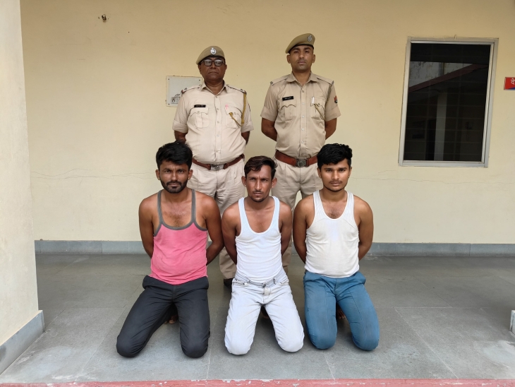 फिलहाल पुलिस तीनों से पूछताछ कर रही है।