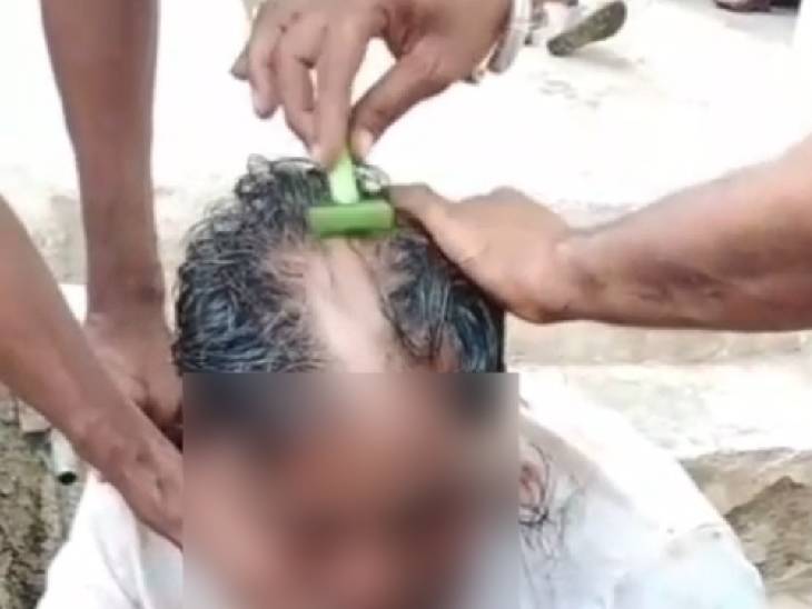 प्रेमसिंह के साथ मारपीट के बाद सिर के बाल और मूंछ कटवा दी गई।