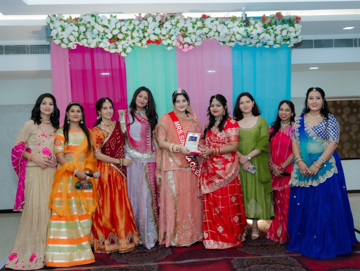 मिस सिंजारा चुनी गई सलोनी राजपुरोहित।