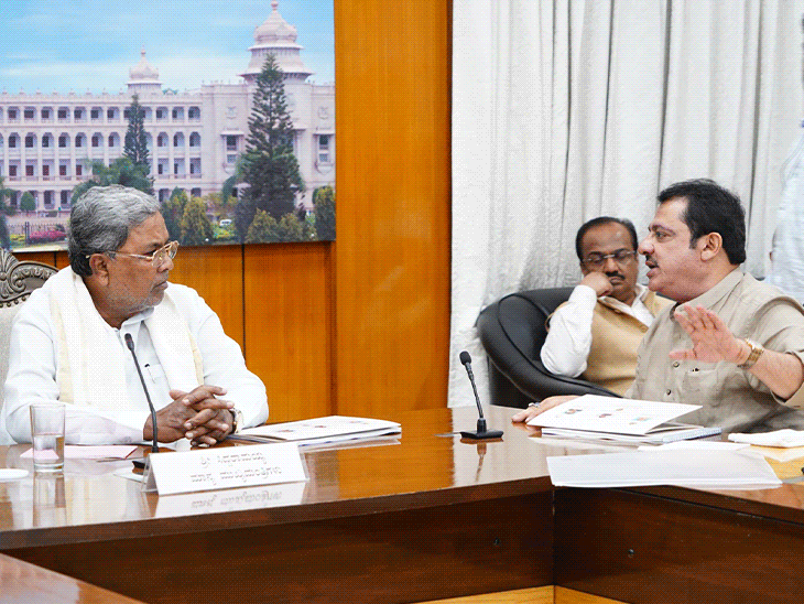 Karnataka Chief Minister Siddaramaiah approved the stadium spread over 100 acres to be built in Surya City of Housing Board. - Dainik Bhaskar