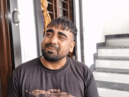 Shaheed Preetpal's brother Harpreet Singh also became emotional giving information.