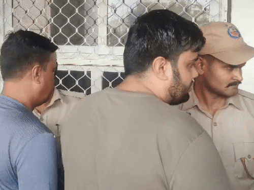 शनिवार को राजकुमार यादव और भरत यादव को कोर्ट में पेश कर रिमांड पर लिया गया था।