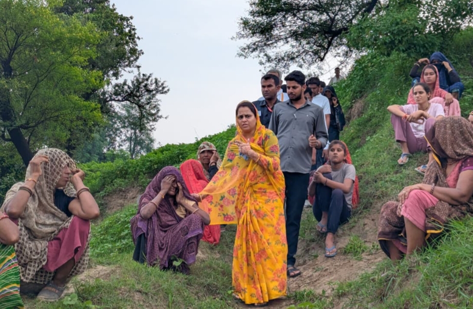 चांचौड़ा विधायक प्रियंका पेंची ने भी मौके ओर पहुंचकर परिवार वालों से चर्चा की।