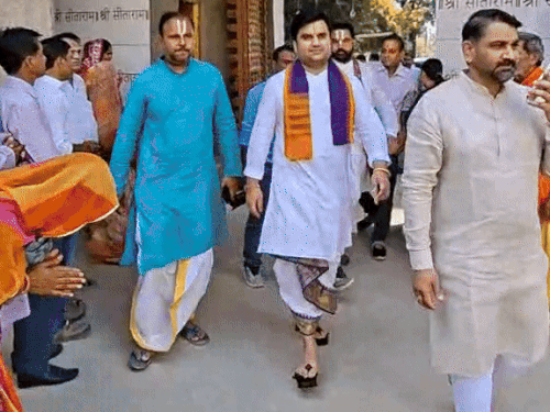 कथावाचक पं. इंद्रेश उपाध्याय रैवासा धाम में 12 से 18 अगस्त तक कथावाचन करेंगे।