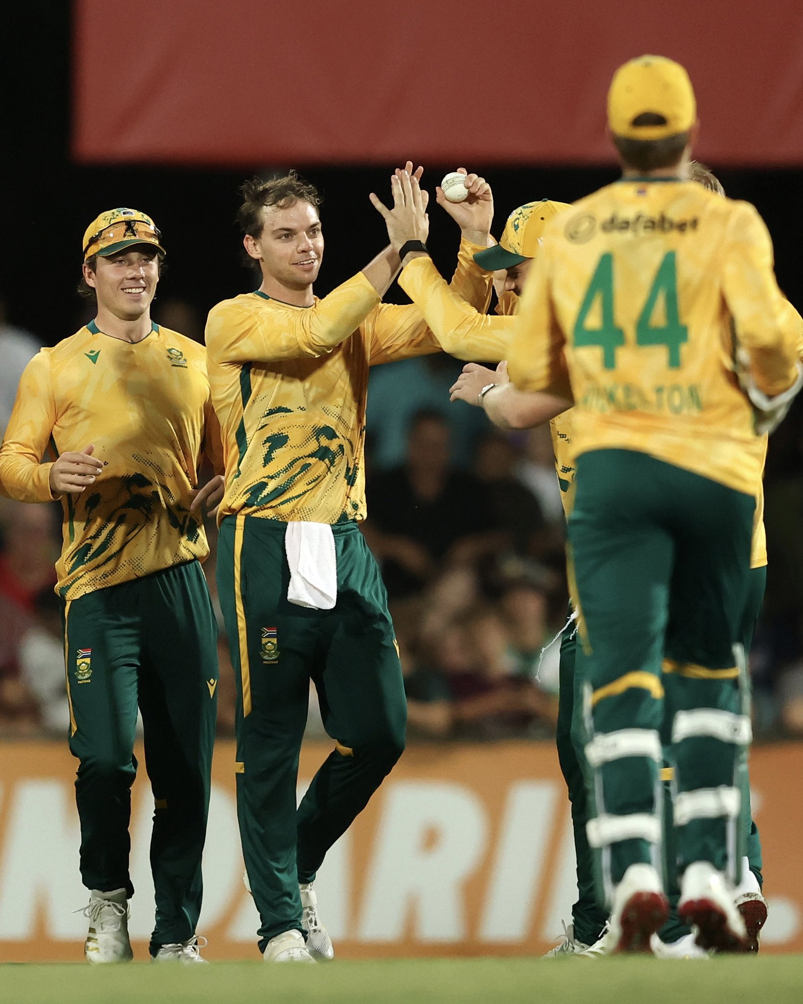 ट्रिस्टन स्टब्स ने मिचेल मार्श को कैच किया।