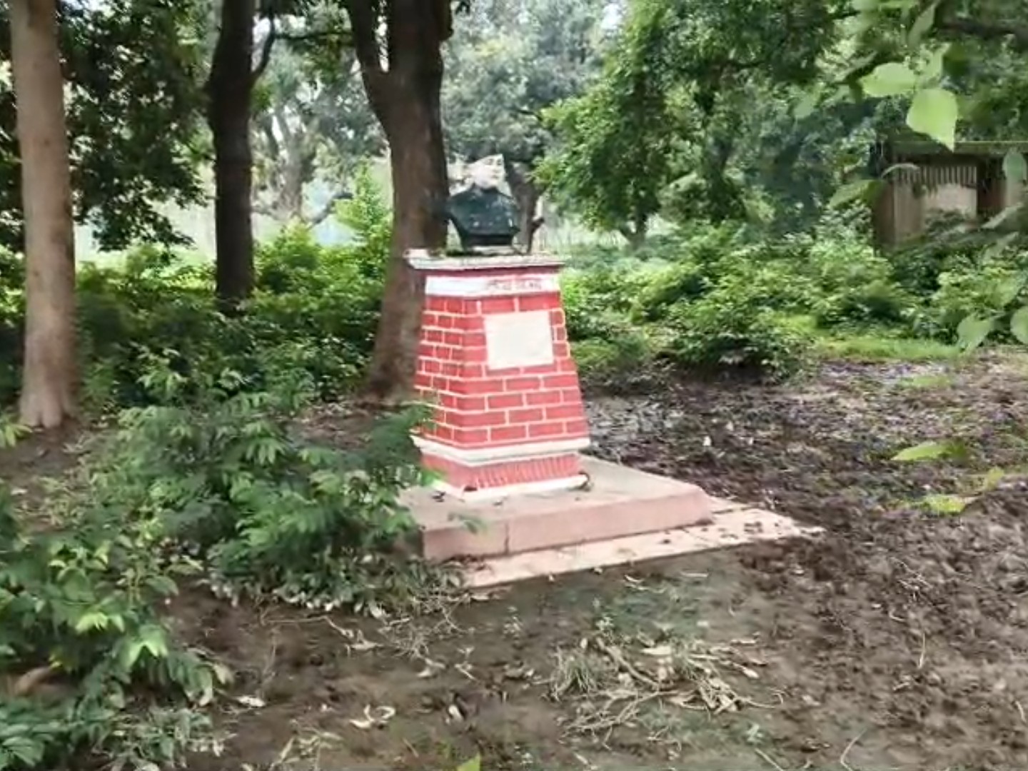 बाराबंकी के हड़हा स्टेट में नेताजी सुभाष चंद्र बोस ने गुप्त आश्रय लिया था। - Dainik Bhaskar