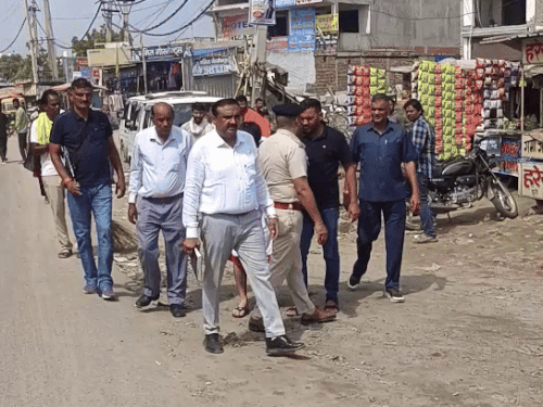 आरोपी एक साल से फरार था। वह अपने परिचित के यहां छिपा था।