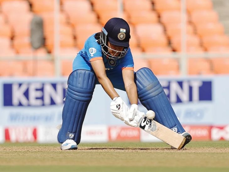 Yastika Bhatia scored 59 runs on 70 balls. - Dainik Bhaskar