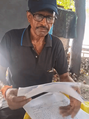 मन्नू लाल एक साल से पत्नी को खोजने के लिए थाने के चक्कर लगा रहा है।