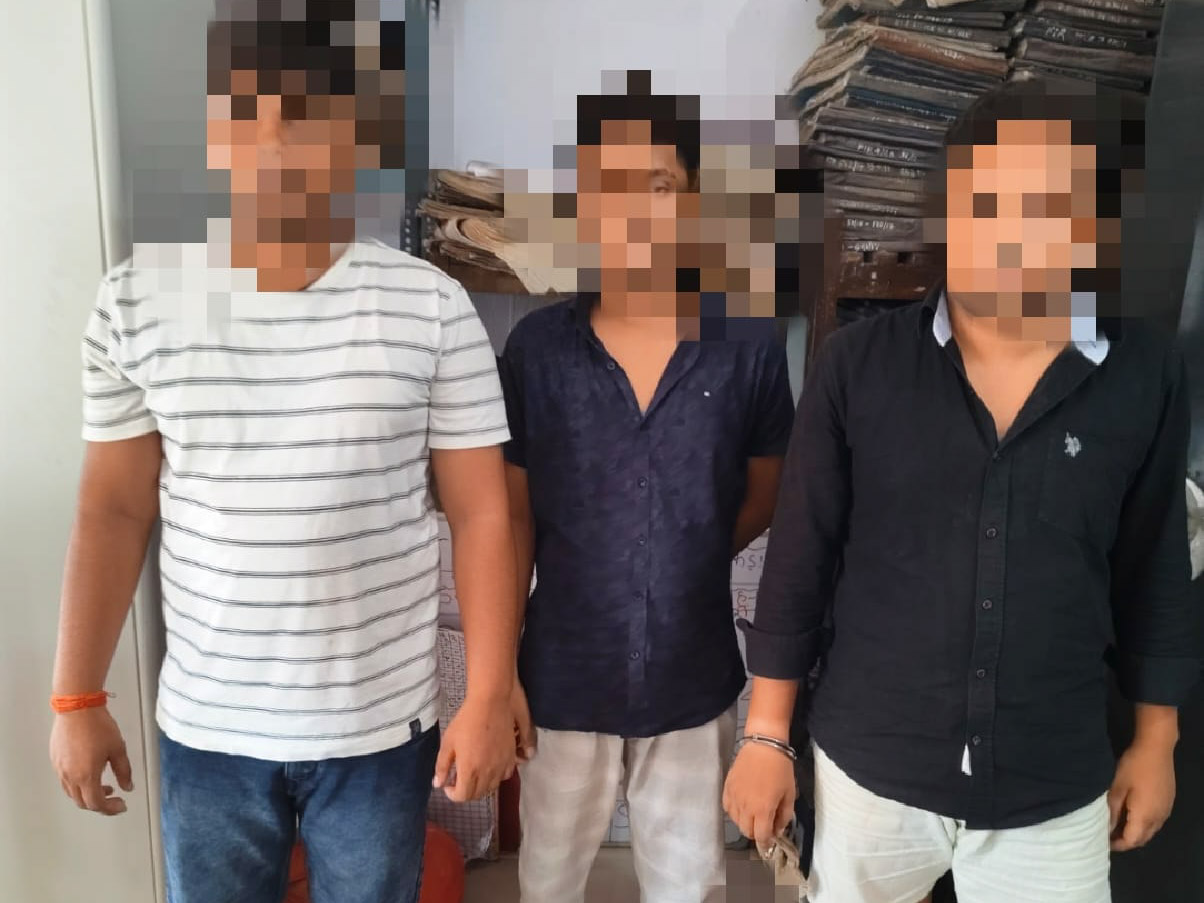 गुप्त सूचना के आधार पर हुई गिरफ्तारी।