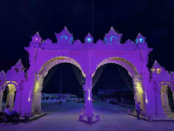 द्वारका मंदिर का प्रवेश द्वार