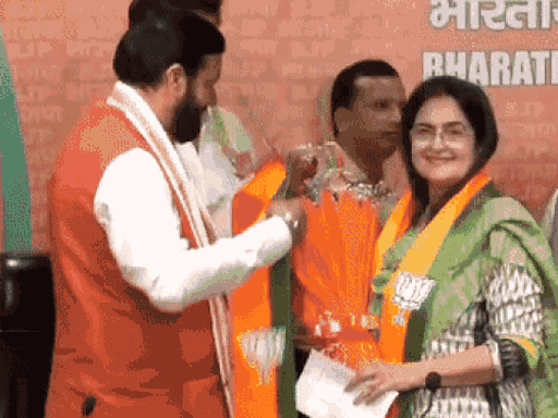 Before the assembly elections in 2024, Kiran Chaudhary and his daughter Shruti Chaudhary left the Congress and joined the BJP.