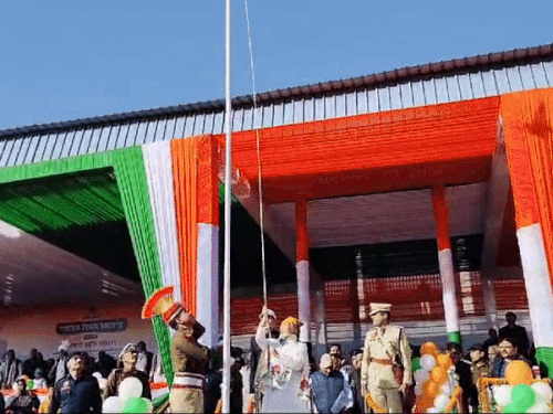 हरियाणा सिंचाई मंत्री श्रुति चौधरी ने किया ध्वजारोहण। - Dainik Bhaskar