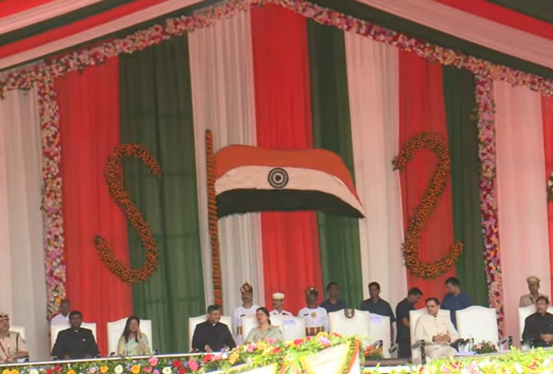 मोरहाबादी मैदान में स्वतंत्रता दिवस के मुख्य कार्यक्रम का आयोजन हुआ।