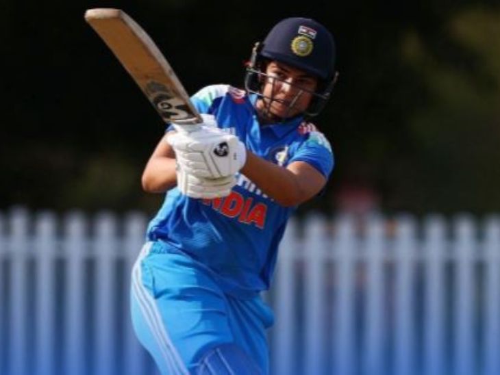 Yastika Bhatia scored 66 runs on 71 balls. - Dainik Bhaskar