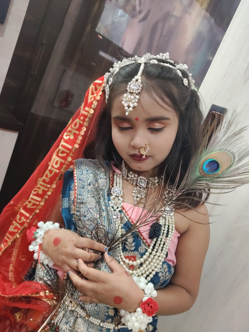 गौरवी सिंह करैया(6) पुत्री सोहन करैया निवासी कैंट गुना।