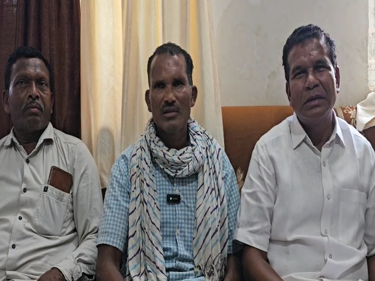 घायल आदिवासी युवक के बड़े पापा विश्वनाथ नेताम ने मुठभेड़ से इनकार किया, कहा पुलिस ने गोली मारी।