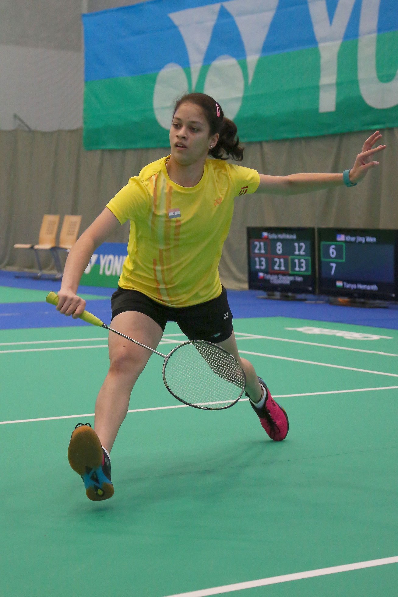 तान्या ने अपनी शुरुआती ट्रेनिंग iSports Badminton Academy में ली, जहां उन्होंने 6.5 साल बिताए।