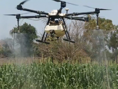 कृषि विश्वविद्यालय में छात्रों और किसानों को भी प्रशिक्षण दिया जाता है। बीते दिनों ड्रोन चलाने का प्रशिक्षण दिया गया है।