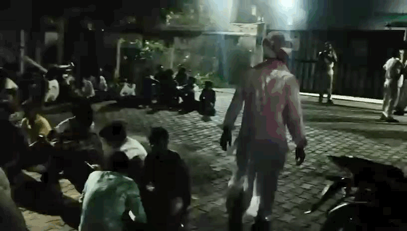 प्रदर्शन की सूचना पर पुलिस भी मौके पर पहुंची