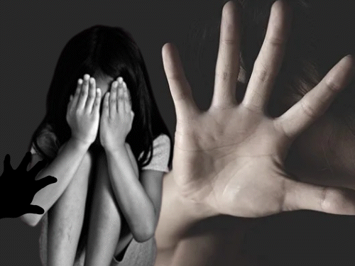 आरोपी नाबालिग को घर से जबरदस्ती अपने साथ जंगल से गया था। (प्रतीकात्मक इमेज)