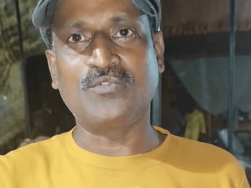 सुरेश ने बताया- आरोपी कई गाड़ियों को ठोंकता हुआ चला गया।