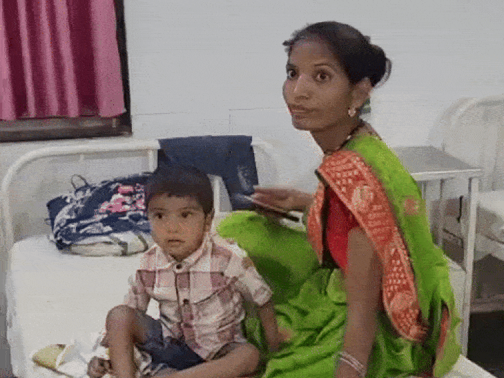 होलिका ने बताया कि उनके बेटे को एक साल पहले सिकल सेल से पीड़ित होने की जानकारी पता चली थी।